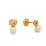 Pearl and Flower Gold Stud Earrings with Cubic Zircon - Image 2