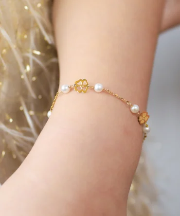 Flowers and pearls Bracelet 18k Gold