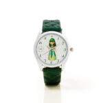 ساعة اطفال زمرد بحجر أخضر صغير يمثل الزمرد