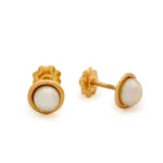 Round Gold Stud Earrings with Fresh Water Pearl