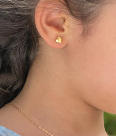 Simple Heart earring